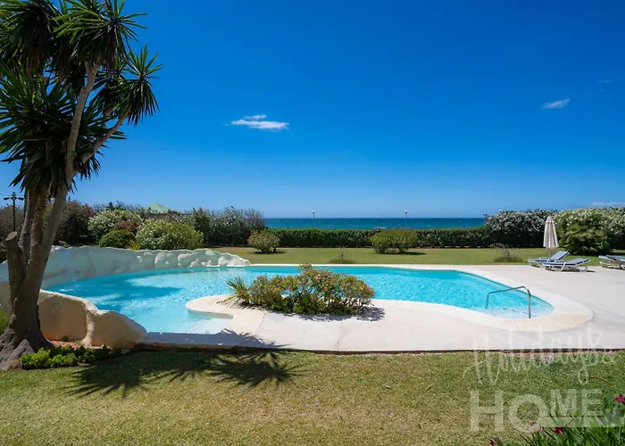 Daire Beachfront Complex Neptuno Iii , Sea Views, Pool And Garden,elviria *