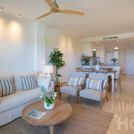 Beachfront Complex Neptuno Iii , Sea Views, Pool And Garden,elviria *