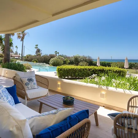 Beachfront Complex Neptuno Iii , Sea Views, Pool And Garden,elviria * Marbella